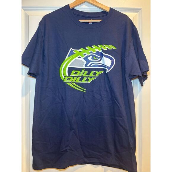 Seahawks Dilly Dilly T-shirt size Large - Picture 1 of 2